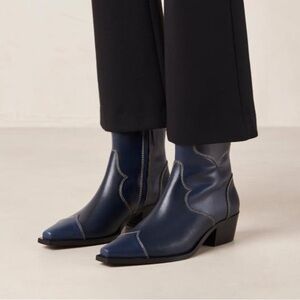 Alohas Women's Buffalo Blues Ankle Boots Size 38